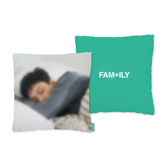G-DRAGON - (PREORDER) CUSHION COVER [2026 G-DRAGON 'FAM' MEETING [FAM+ILY : FAMILY : FAM I LOVE YOU]