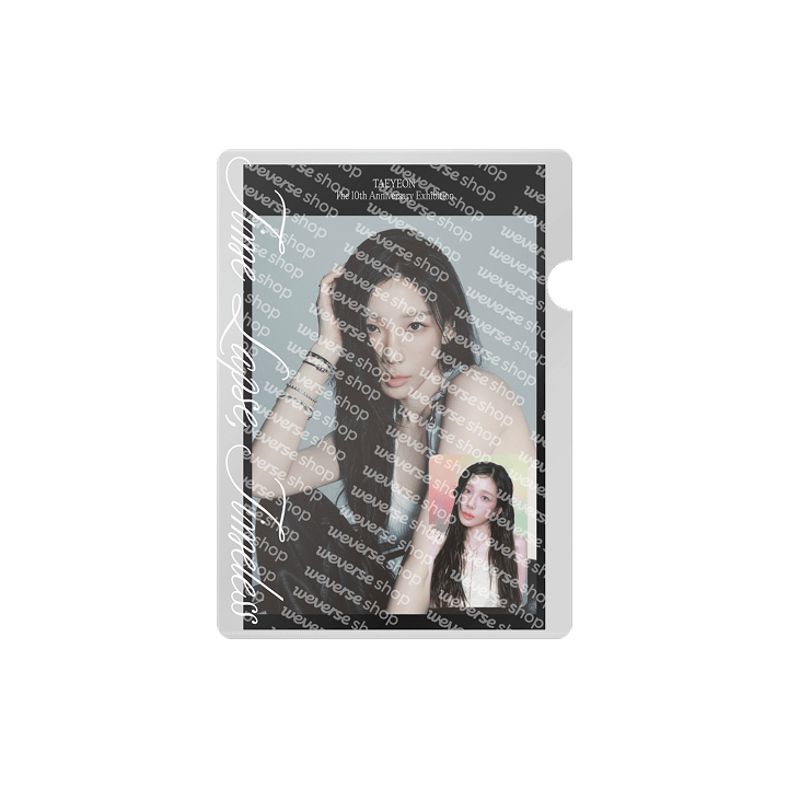 TAEYEON (Girls' Generation) - (PRE-ORDER) (WEVERSE POB) POSTCARD + HOLOGRAM PHOTO CARD SET