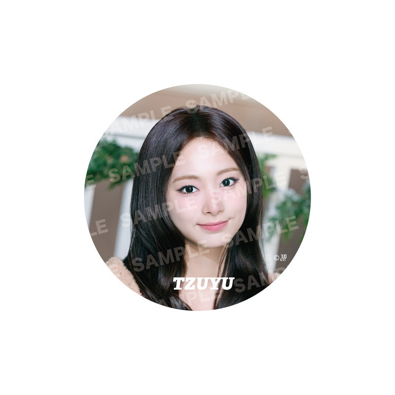 TWICE - (PRE-ORDER) [HOLIDAY MORNING] PHOTO BADGE