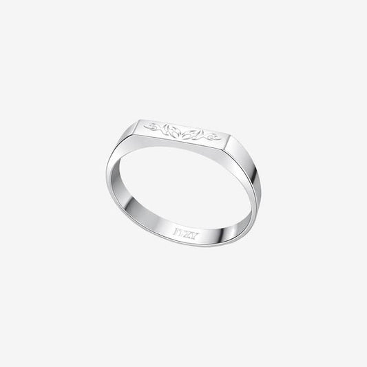 ITZY - (PREORDER) RING - 3RD WORLD TOUR [TUNNEL VISION]